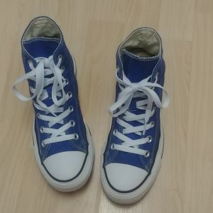 Blue Hi-top Converse size 7